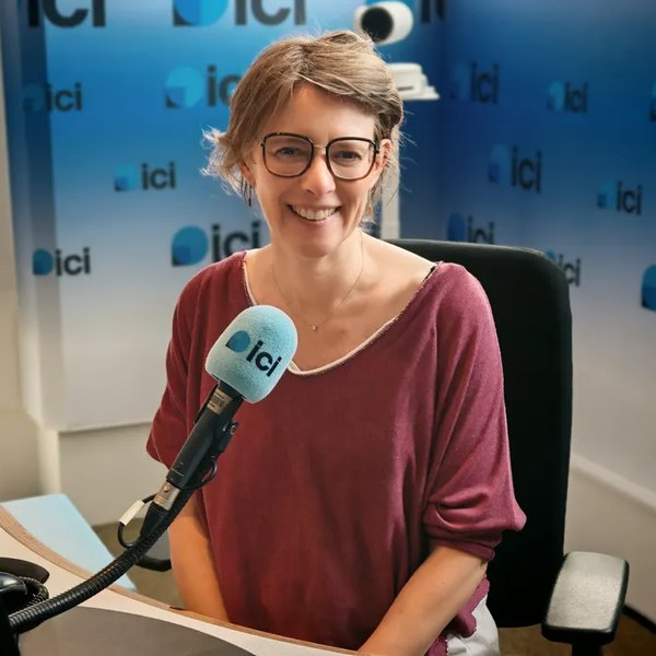 La place du co-parent avant, pendant et après la naissance Anne-Christine Barbequot au micro de l’émission Les bonnes ondes sur ICI Drôme Ardèche